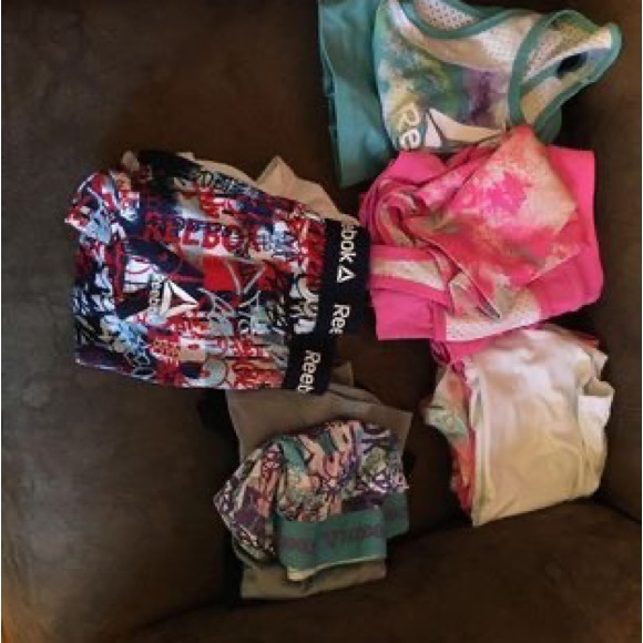 Kids, shoes and clothing - Picture 4 of 16